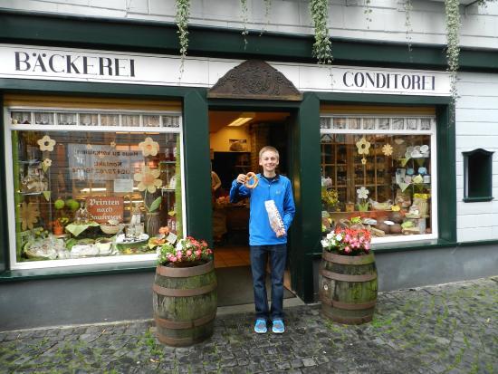 Hensch Backerei Und Konditorei